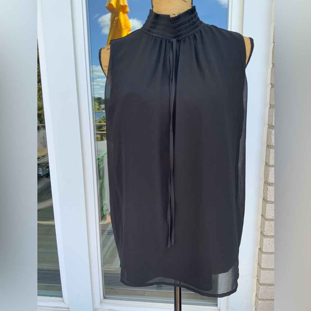 NWT!  Karl Lagerfeld Clemens Mock Neck blouse Size Medium